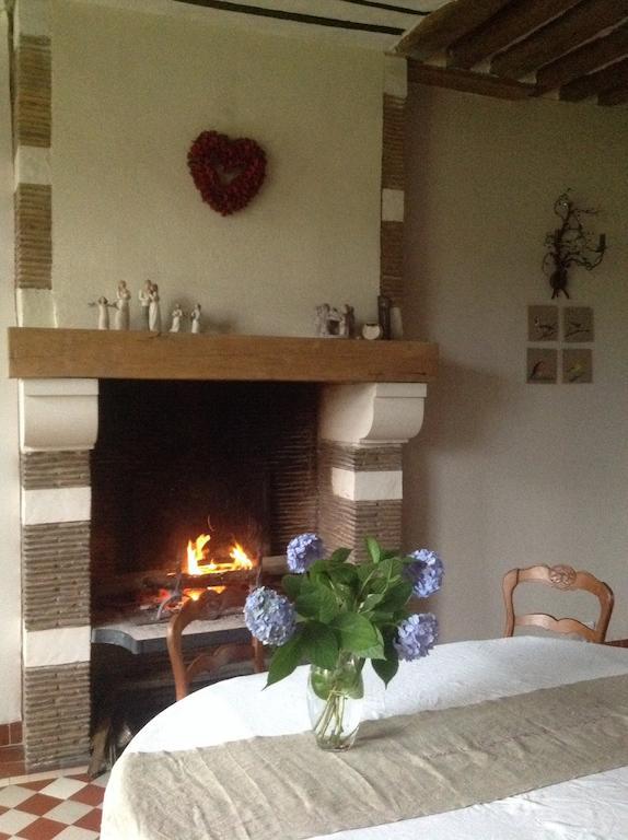 Le Saint Aubin- Maison D Hotes Dans Ce Monastere Du 16 Siecle Amfreville-la-Campagne 外观 照片