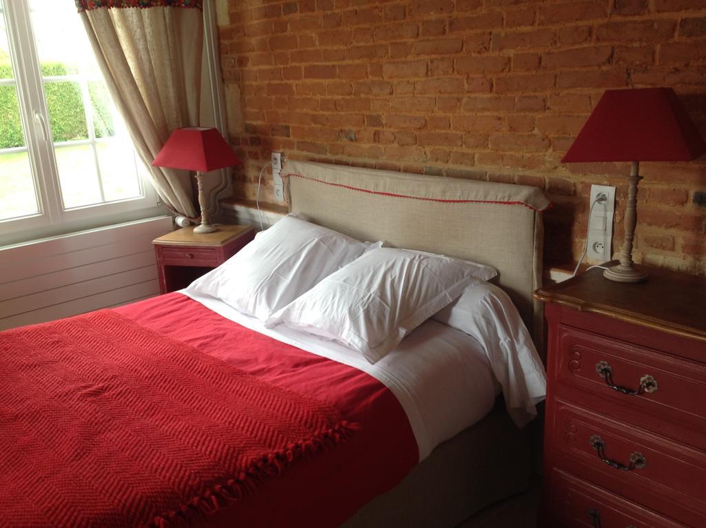 Le Saint Aubin- Maison D Hotes Dans Ce Monastere Du 16 Siecle Amfreville-la-Campagne 外观 照片