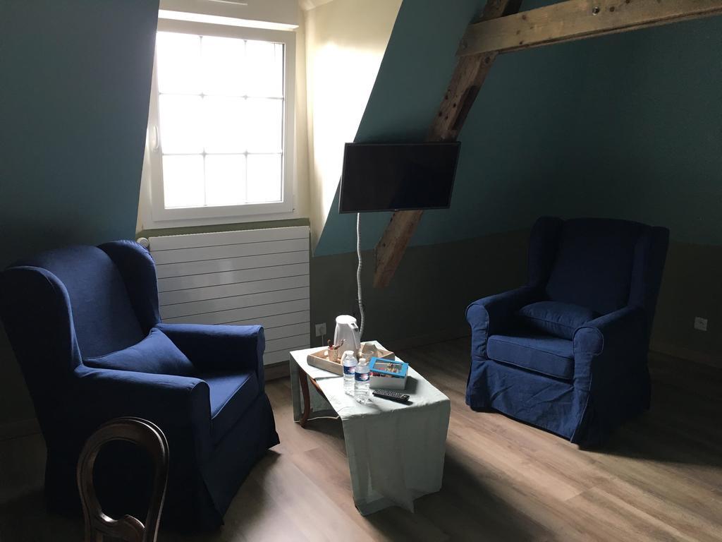 Le Saint Aubin- Maison D Hotes Dans Ce Monastere Du 16 Siecle Amfreville-la-Campagne 外观 照片